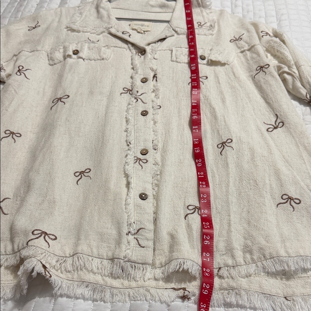 Umgee White Button-Down Shirt with Bow Embroidery - Picture 10 of 12